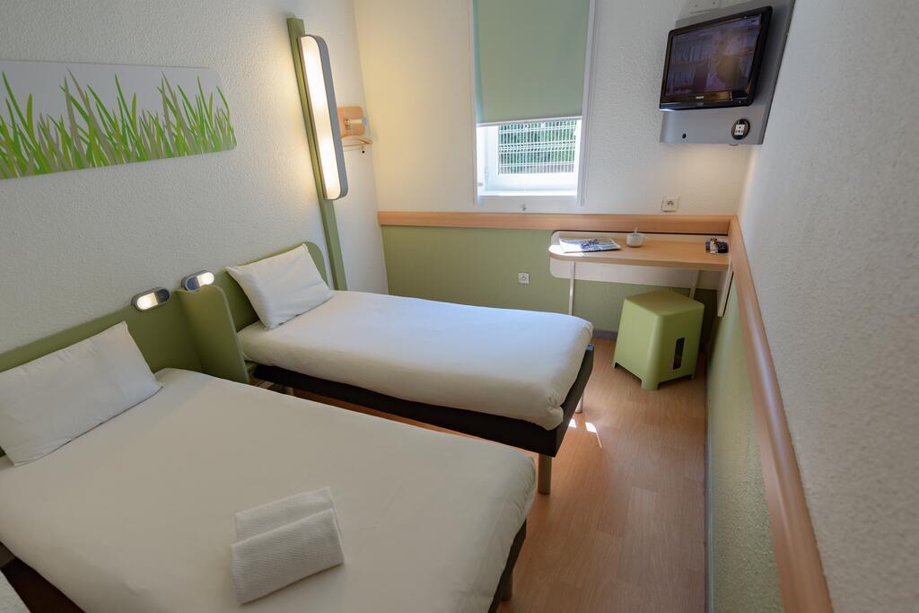 Ibis Budget Avignon Nord Le Pontet  Exterior photo
